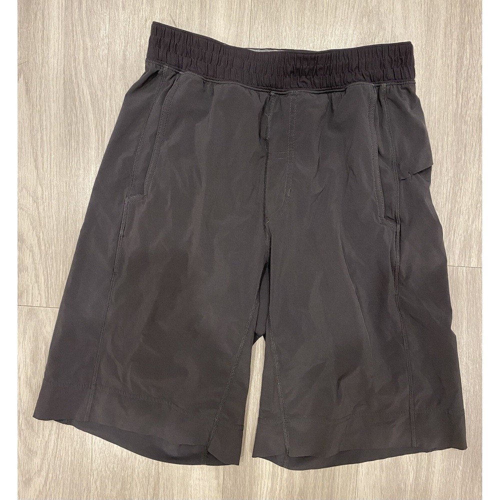 Lululemon Shorts Men Small‎ Pace Gray Lined Gym Workout 10" Inseam Lounge
